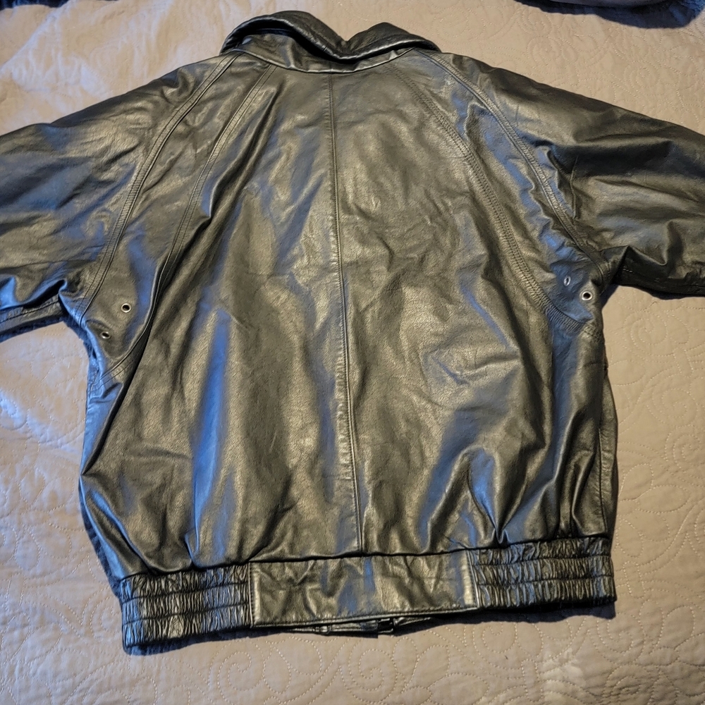 Harley Davidson Men's Black Leather Jacket - Picture 2 of 10